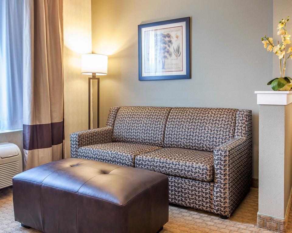 Comfort Suites Airport Tukwila Seattle Экстерьер фото