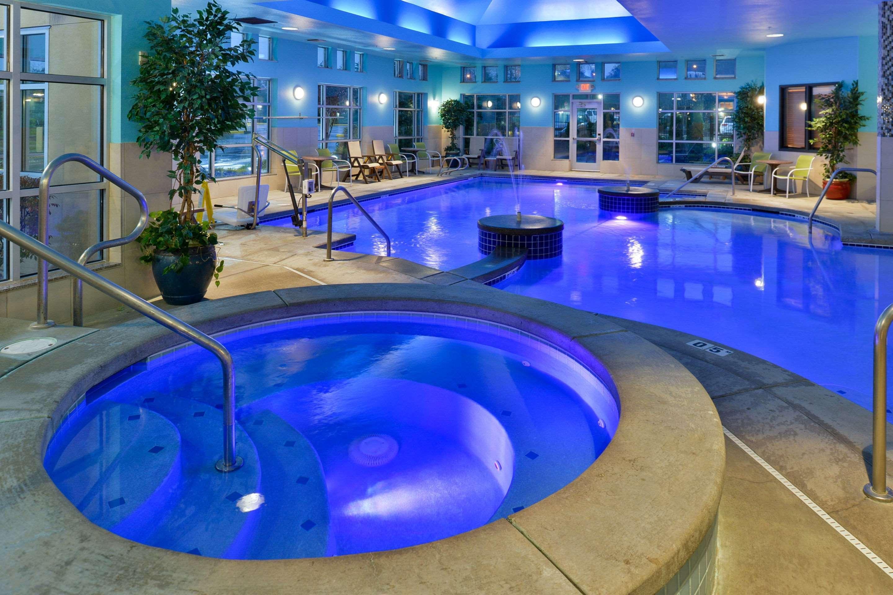 Comfort Suites Airport Tukwila Seattle Экстерьер фото